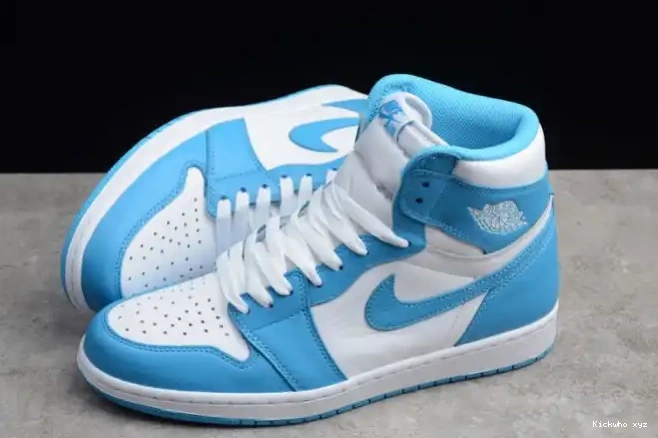 Air Retro Jordan 555088-117 OG 'UNC' High 1 0518